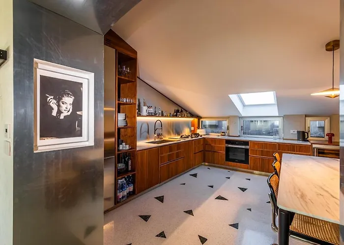 Moscova Elegance And Modern Design With Rooftop Μιλάνο