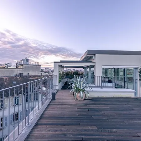 Moscova Elegance And Modern Design With Rooftop شقة *