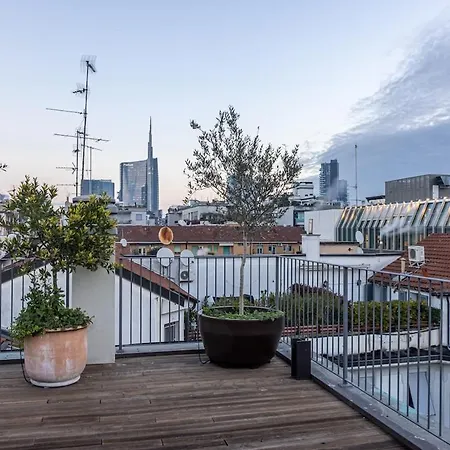 شقة Moscova Elegance And Modern Design With Rooftop ميلان