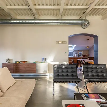 Moscova Elegance And Modern Design With Rooftop شقة